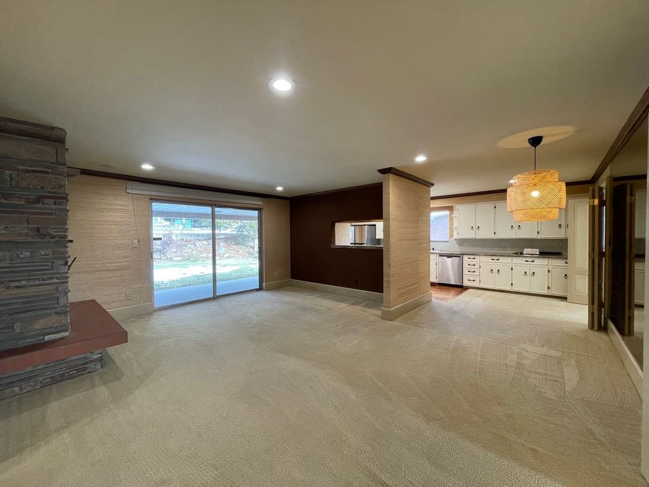 1124 Birch Ln - Photo 3 of 50