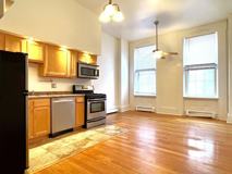 1826 Pine St - Photo 1 of 1