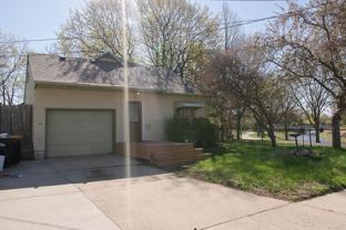 420 8th Ave SE - Photo 1 of 1