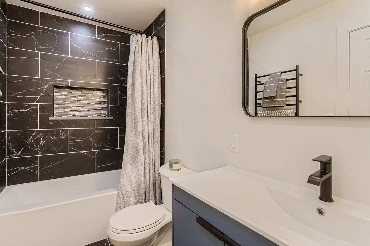 215 Broken Fence Rd - Photo 7 of 31