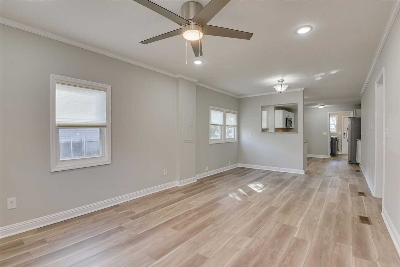 2818 Hazel St - Photo 6 of 22