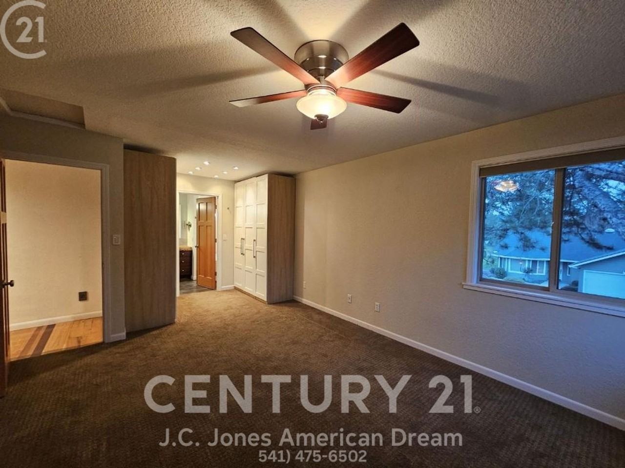 144 Black Oak Dr - Photo 5 of 14