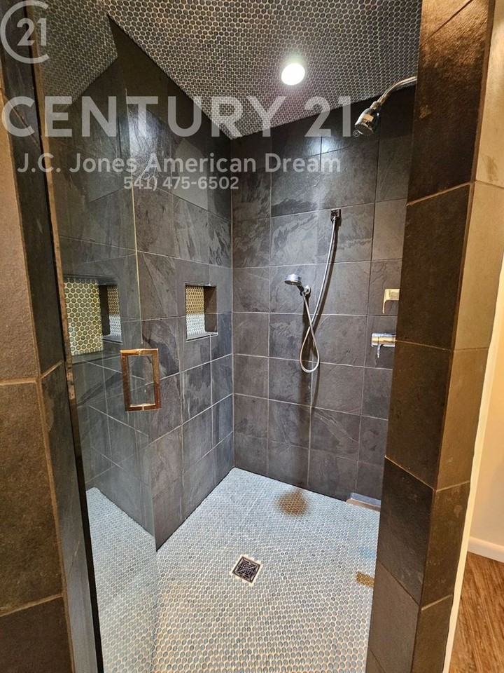 144 Black Oak Dr - Photo 7 of 14