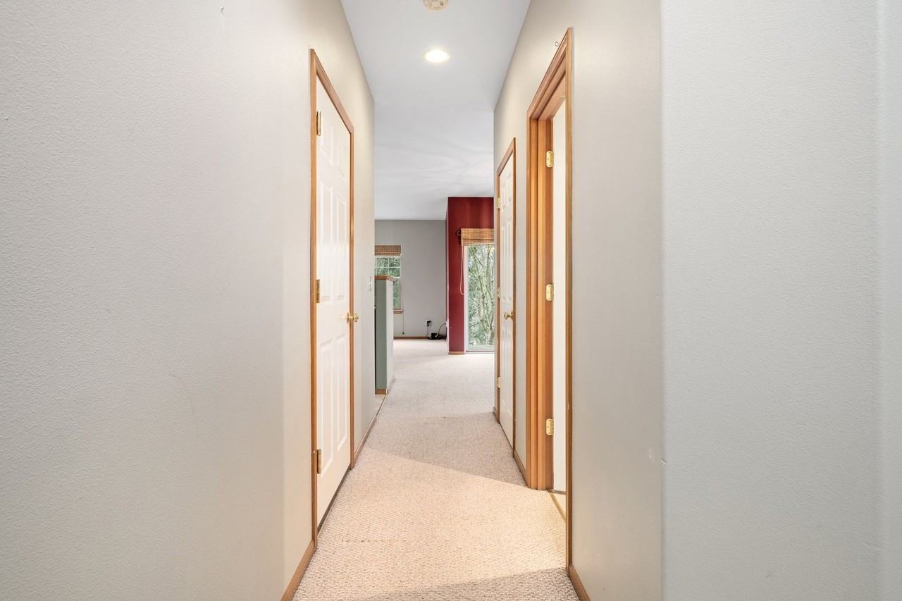 10618 Ne Kingston Meadows Cir - Photo 4 of 28