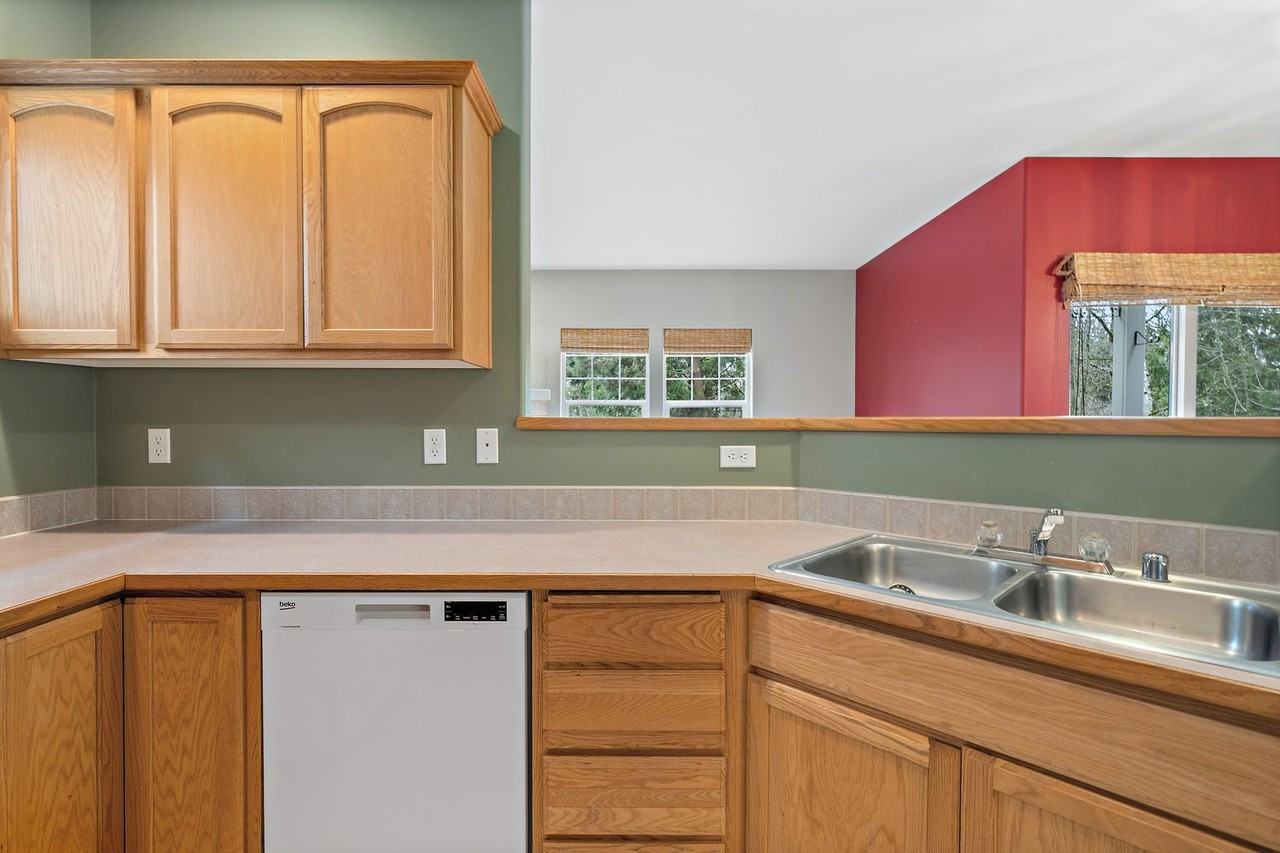 10618 Ne Kingston Meadows Cir - Photo 7 of 28