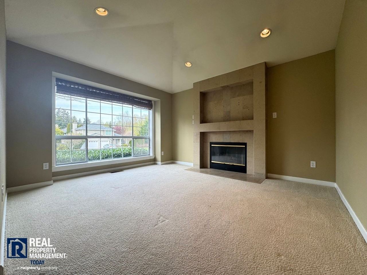 6404 87th St E - Photo 2 of 15