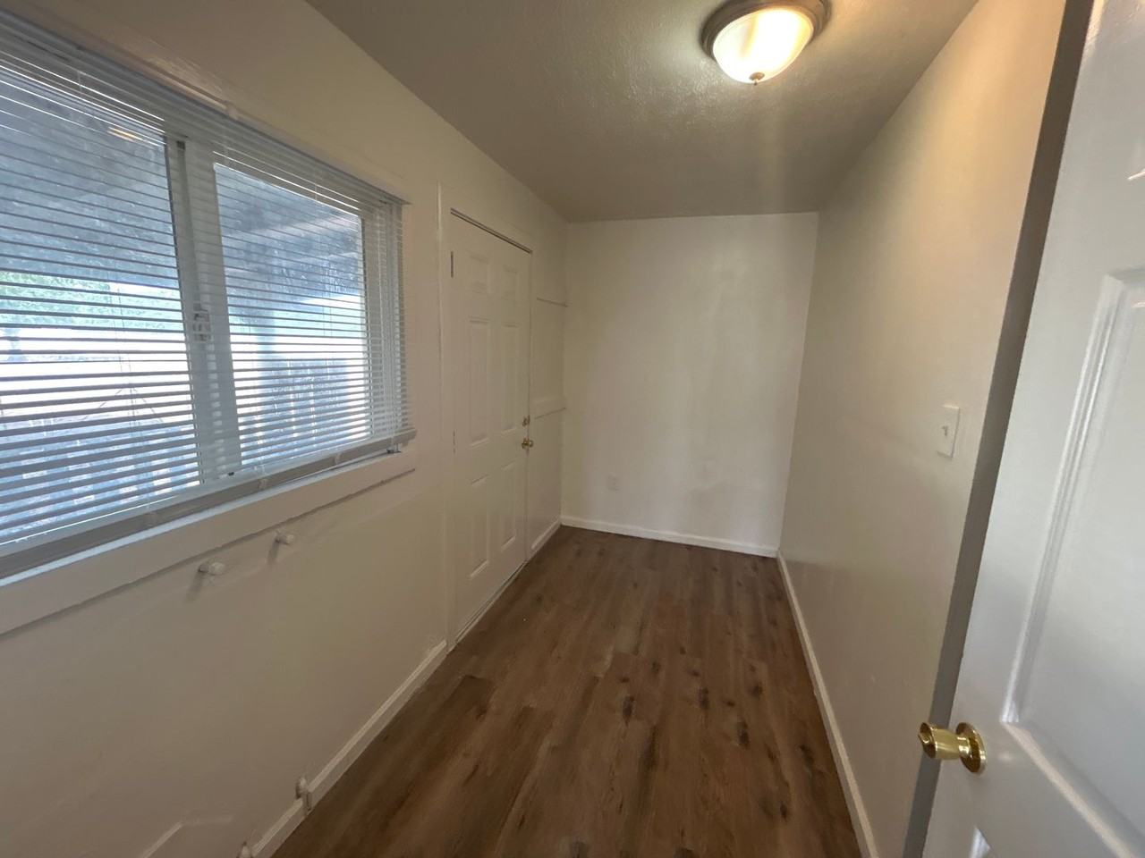 2950 Tarmac Rd - Photo 5 of 17