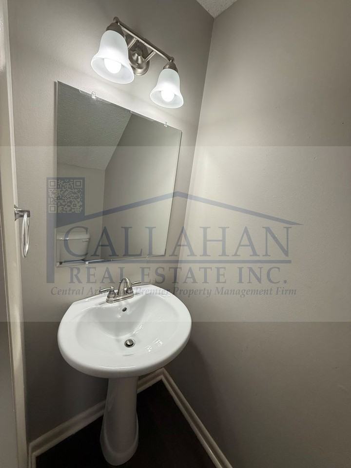 4815 Hickory Ave - Photo 2 of 10