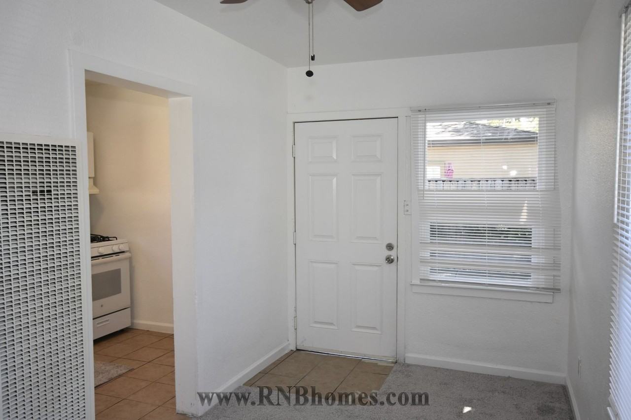 751 5th St - Photo 5 of 10
