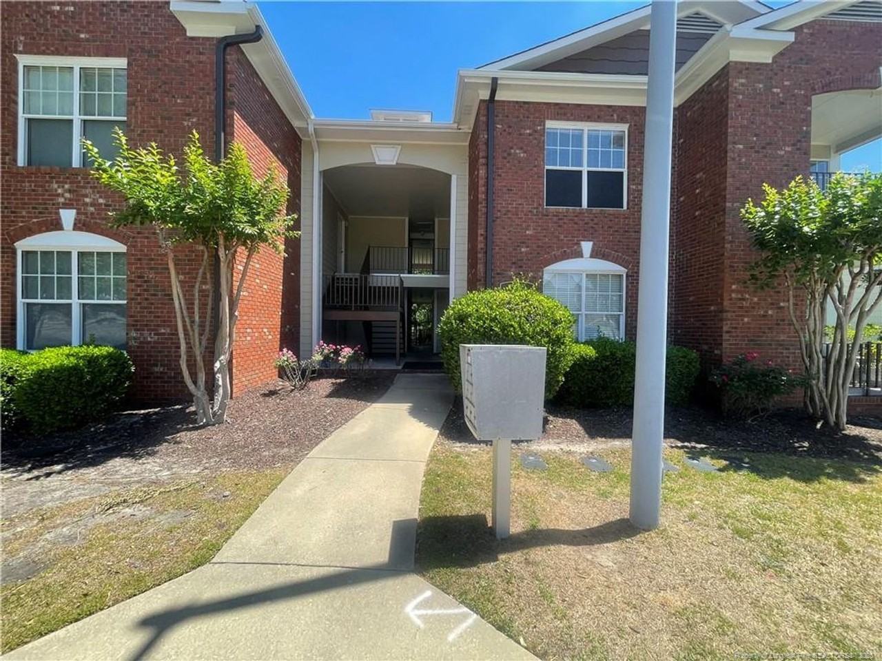 509 Meadowland Ct - Photo 2 of 14