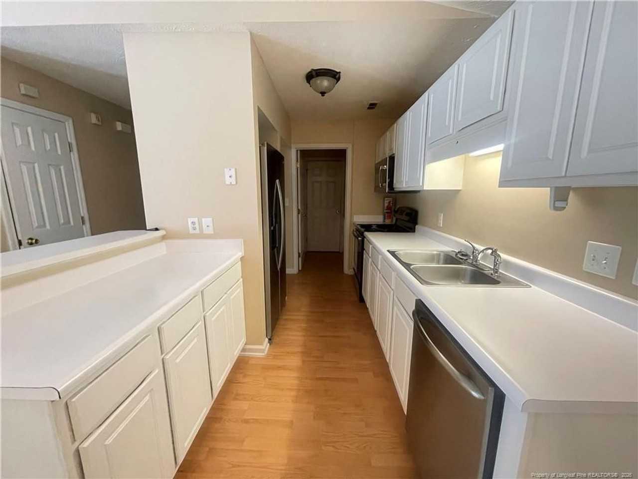 509 Meadowland Ct - Photo 5 of 14