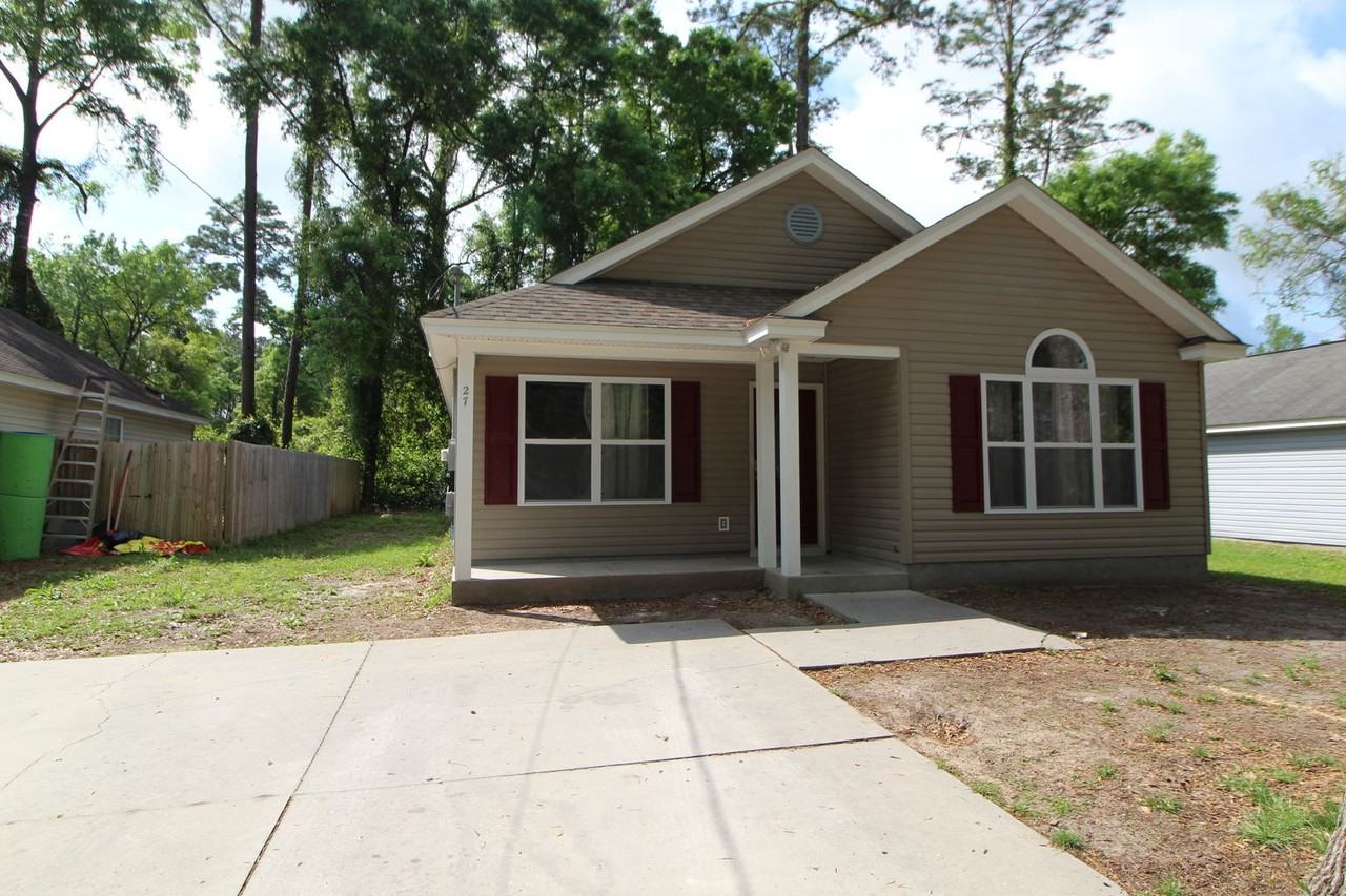 27 Mohawk Trl - Photo 2 of 23