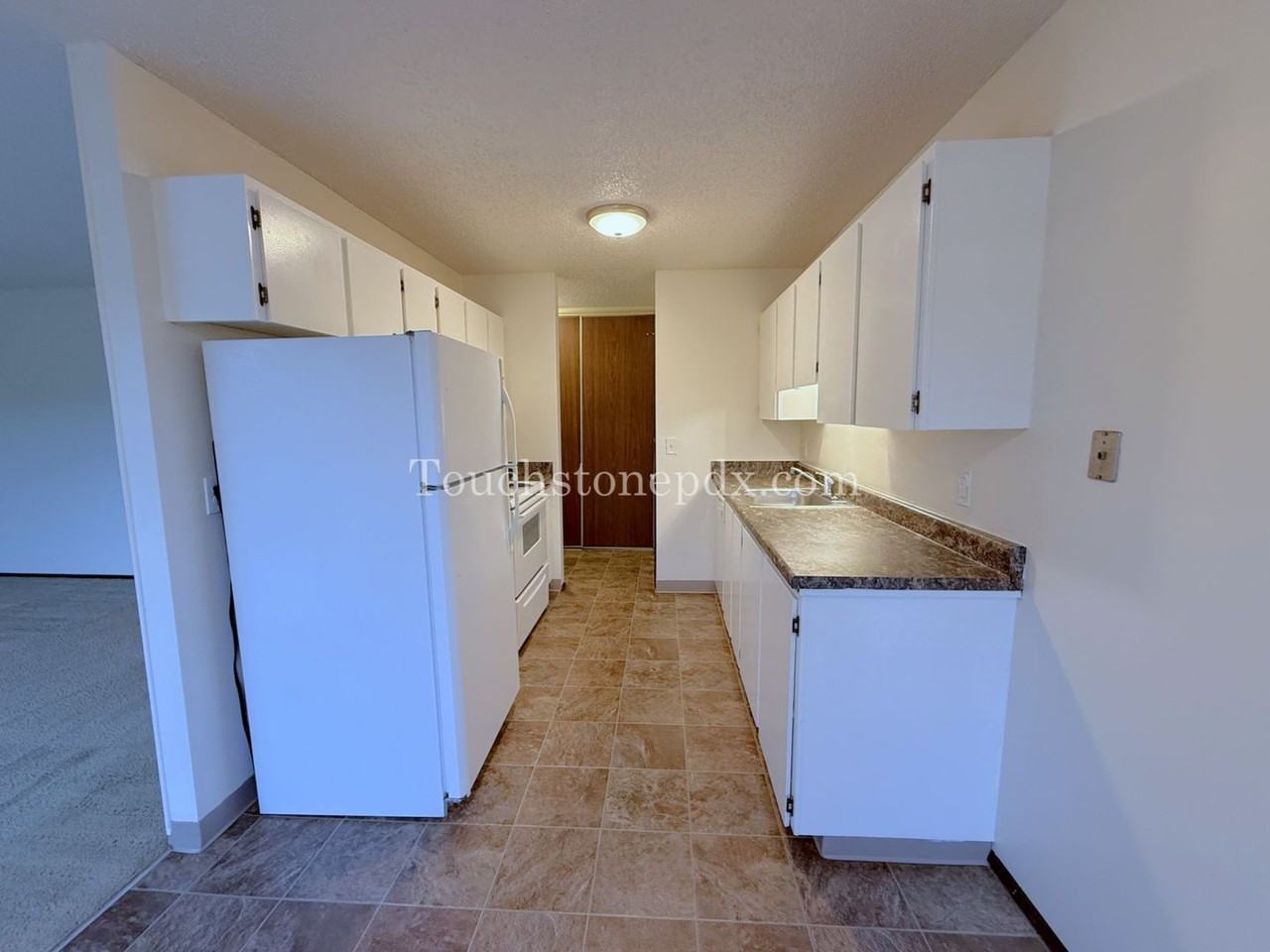 5808 Se Milwaukie Ave #6 - Photo 2 of 21