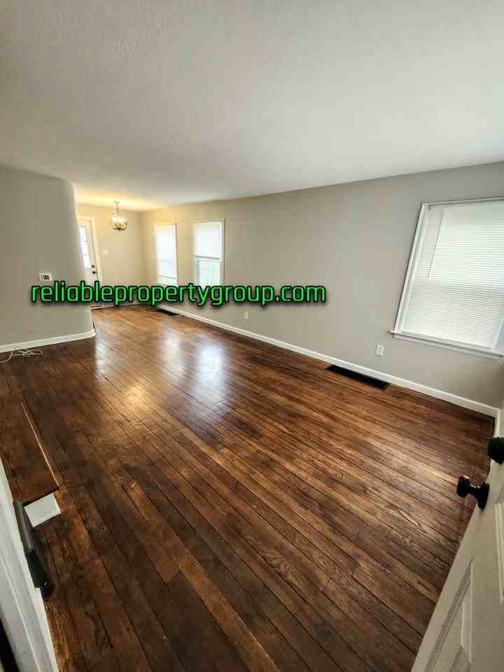 1838 Kentucky Ave - Photo 3 of 14