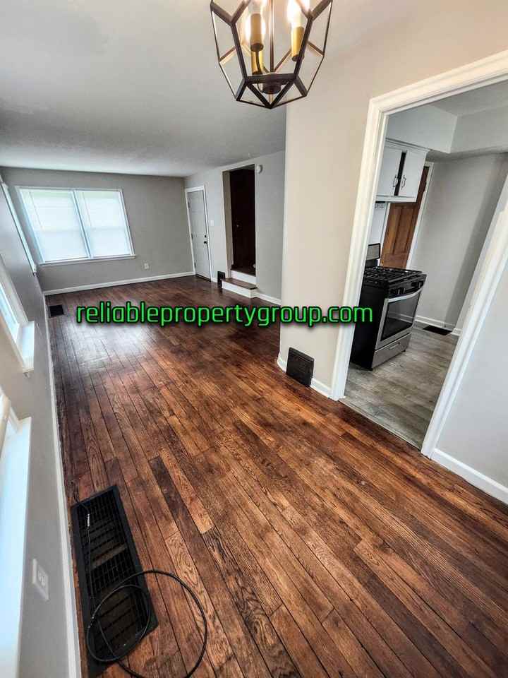 1838 Kentucky Ave - Photo 4 of 14