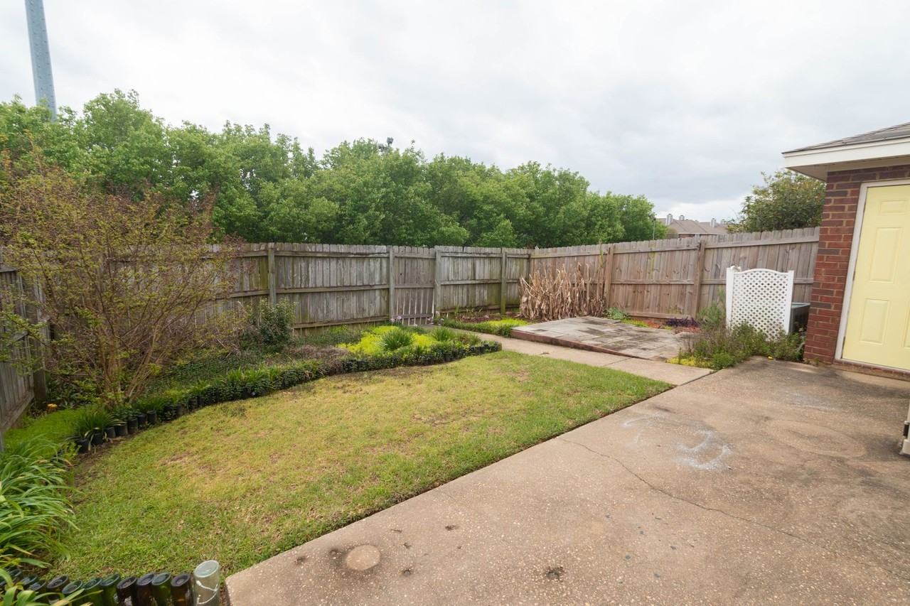 8357 Grand Oak Ct - Photo 4 of 27