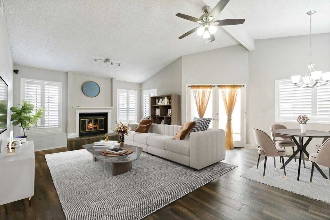 1050 E Fallbrook Ave - Photo 3 of 22