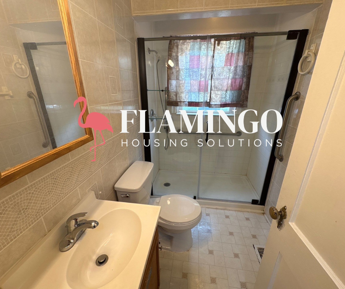 323 Hillway Dr - Photo 4 of 14