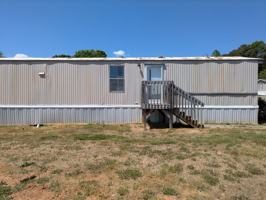 featured image of 2200 33rd St Ne