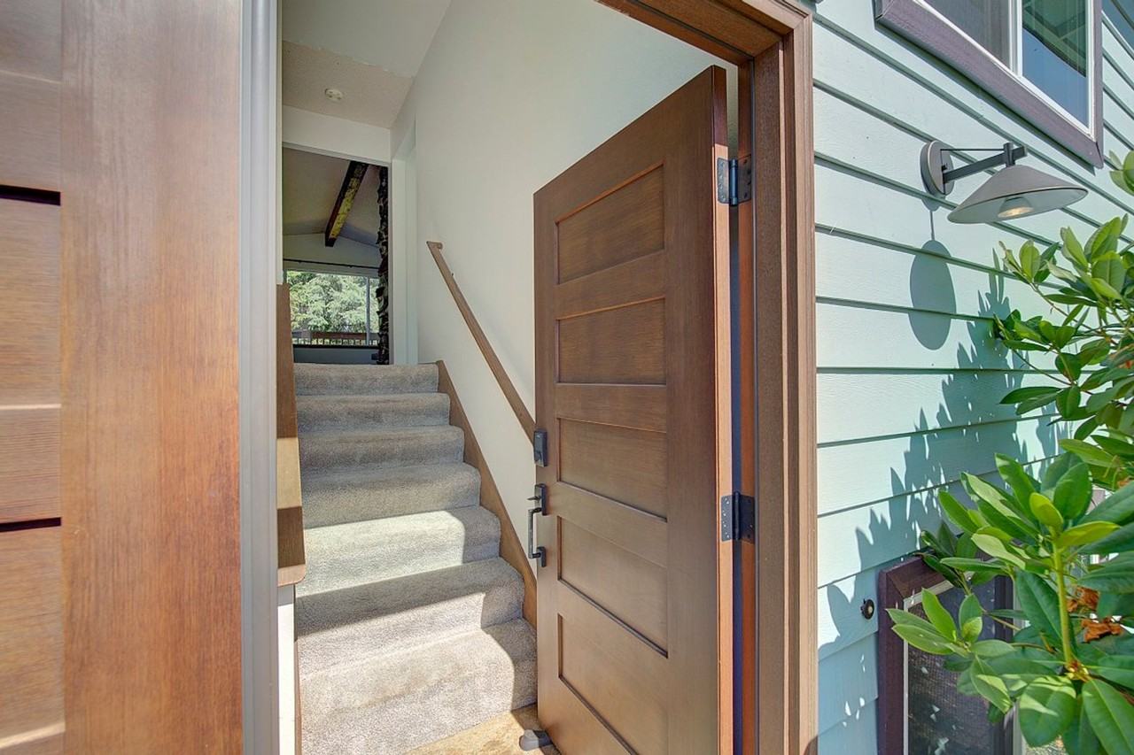 8435 198th Pl Sw - Photo 2 of 29