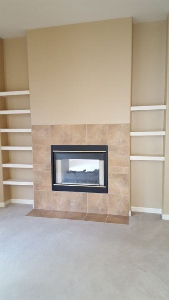 5000 Boardwalk Dr - Photo 4 of 8