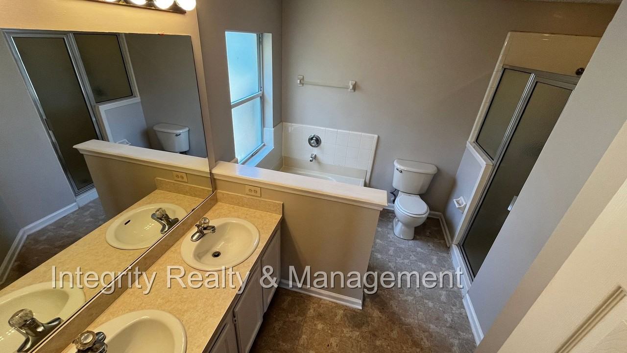 1809 Dartmouth Dr - Photo 7 of 19