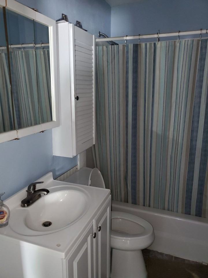 2208 Walnut St - Photo 7 of 12