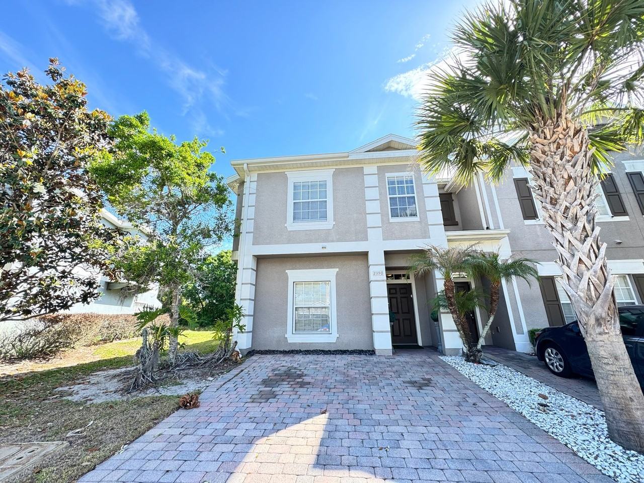 2390 Caravelle Cir - Photo 2 of 50