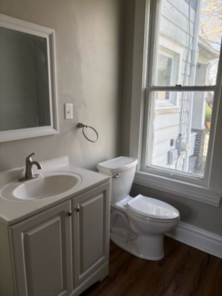 515 Wallis Ave - Photo 3 of 10