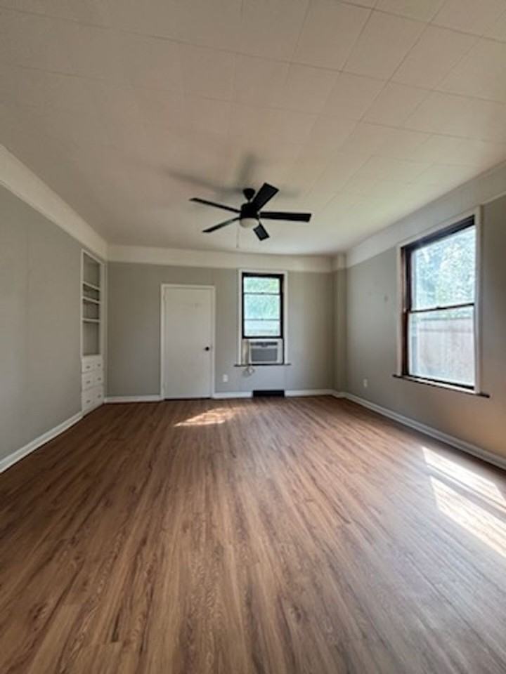 515 Wallis Ave - Photo 4 of 10