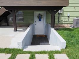 featured image of 521 S 400 E