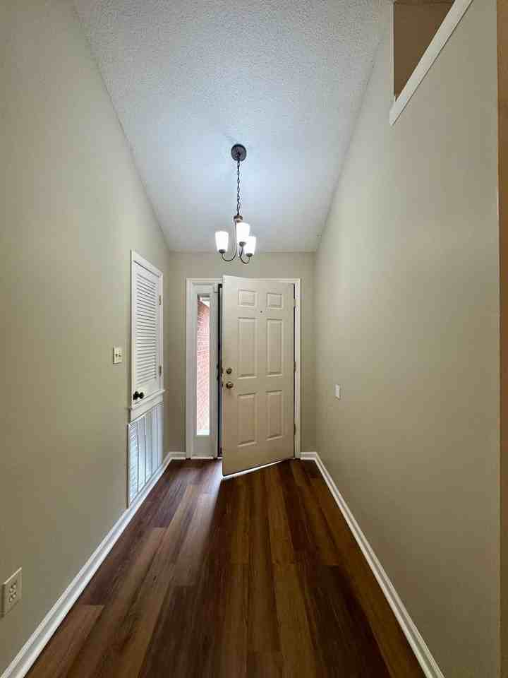 3009 Norwood Ct - Photo 5 of 41