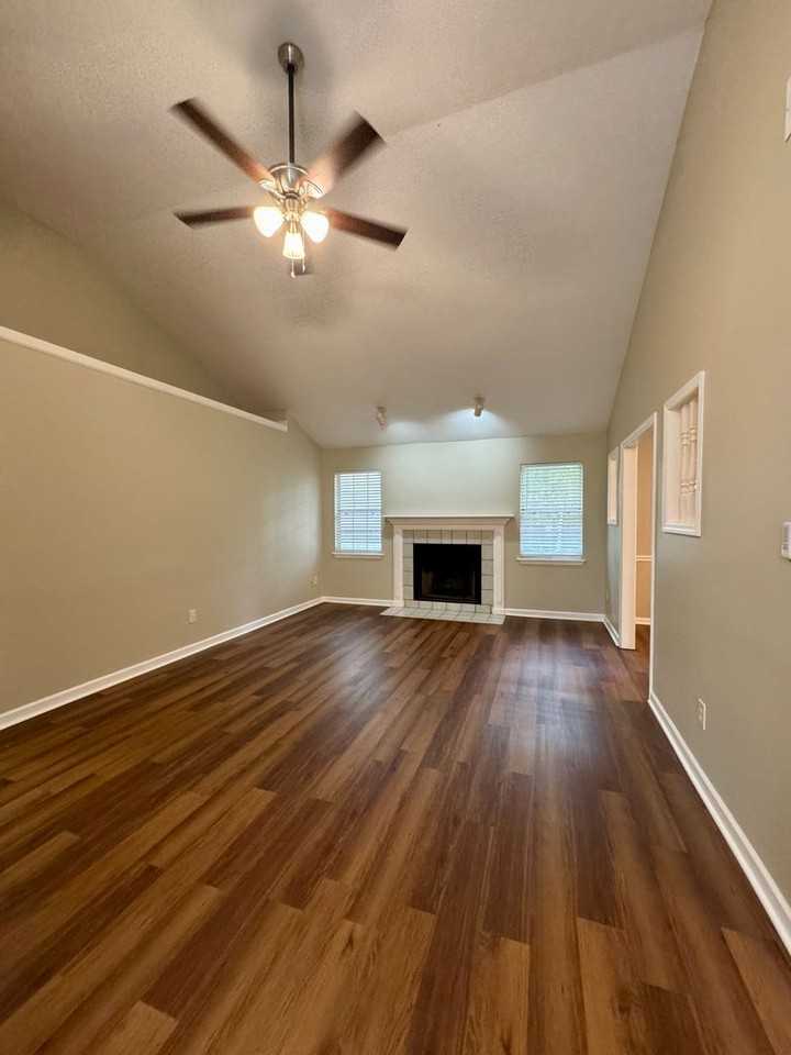 3009 Norwood Ct - Photo 6 of 41