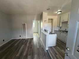featured image of 2315 E Spaulding St