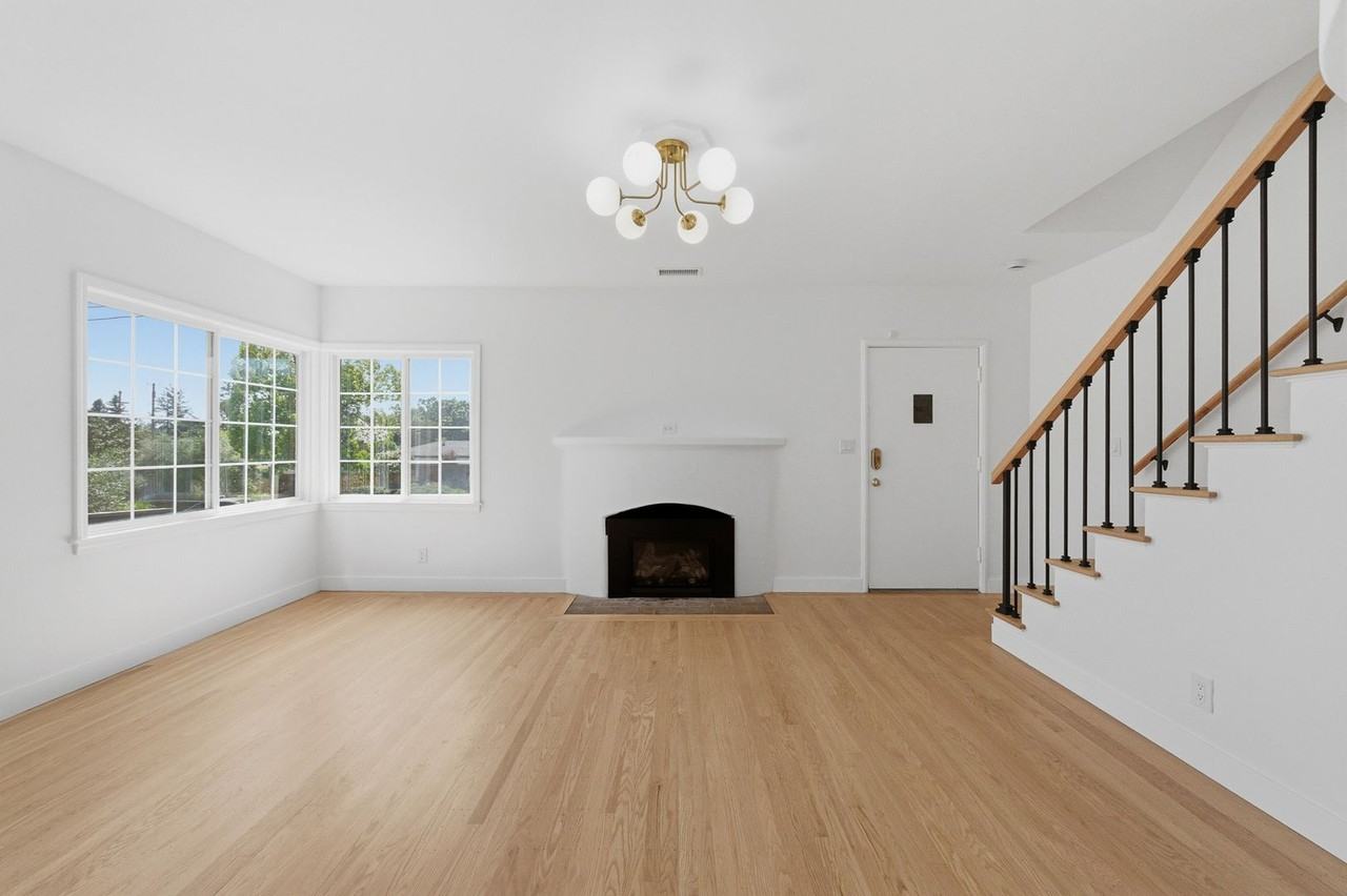 1186 East Ave - Photo 3 of 42