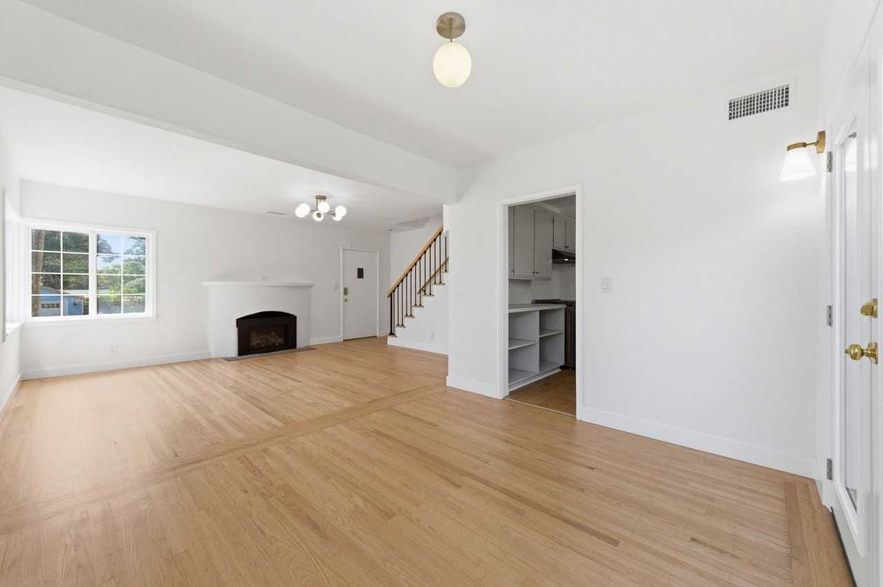 1186 East Ave - Photo 6 of 42