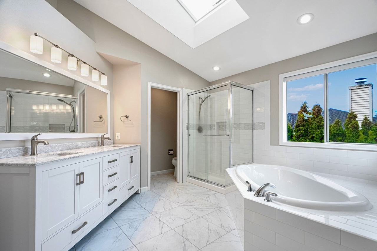 2531 57th St Sw - Photo 5 of 38