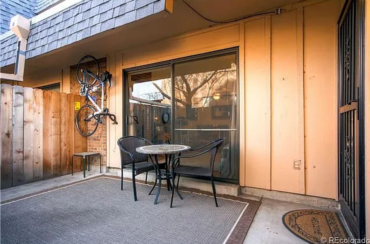 7995 E Mississippi Ave - Photo 3 of 12