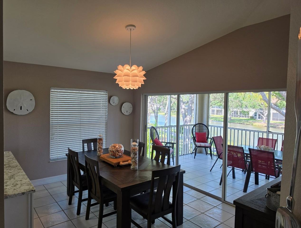 200 Diamond Cir #202 - Photo 5 of 28