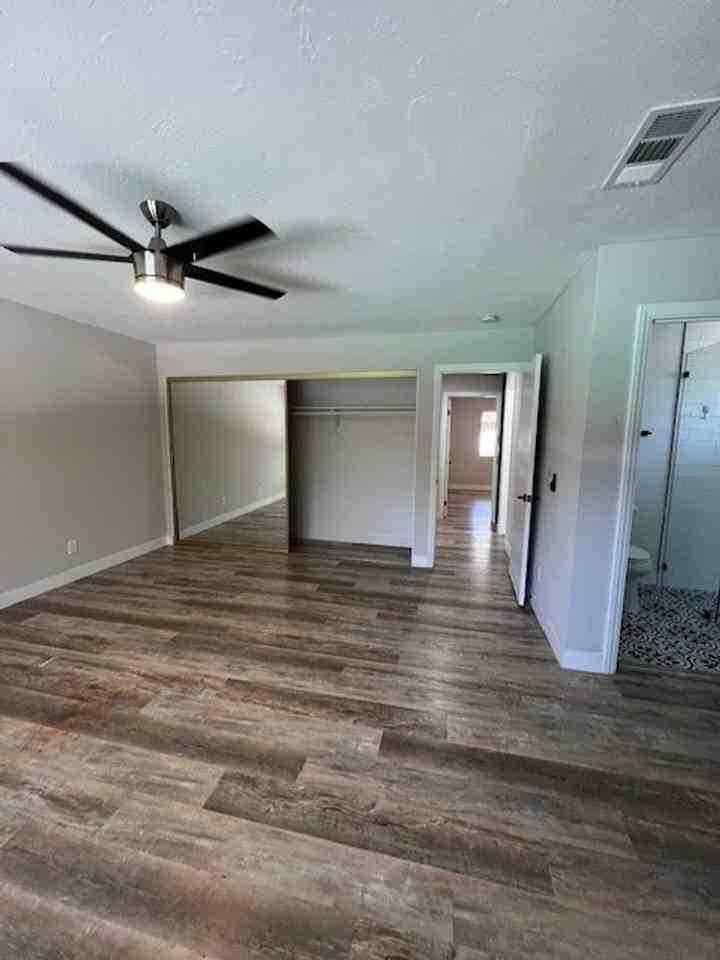 3297 Heide Ln - Photo 6 of 17