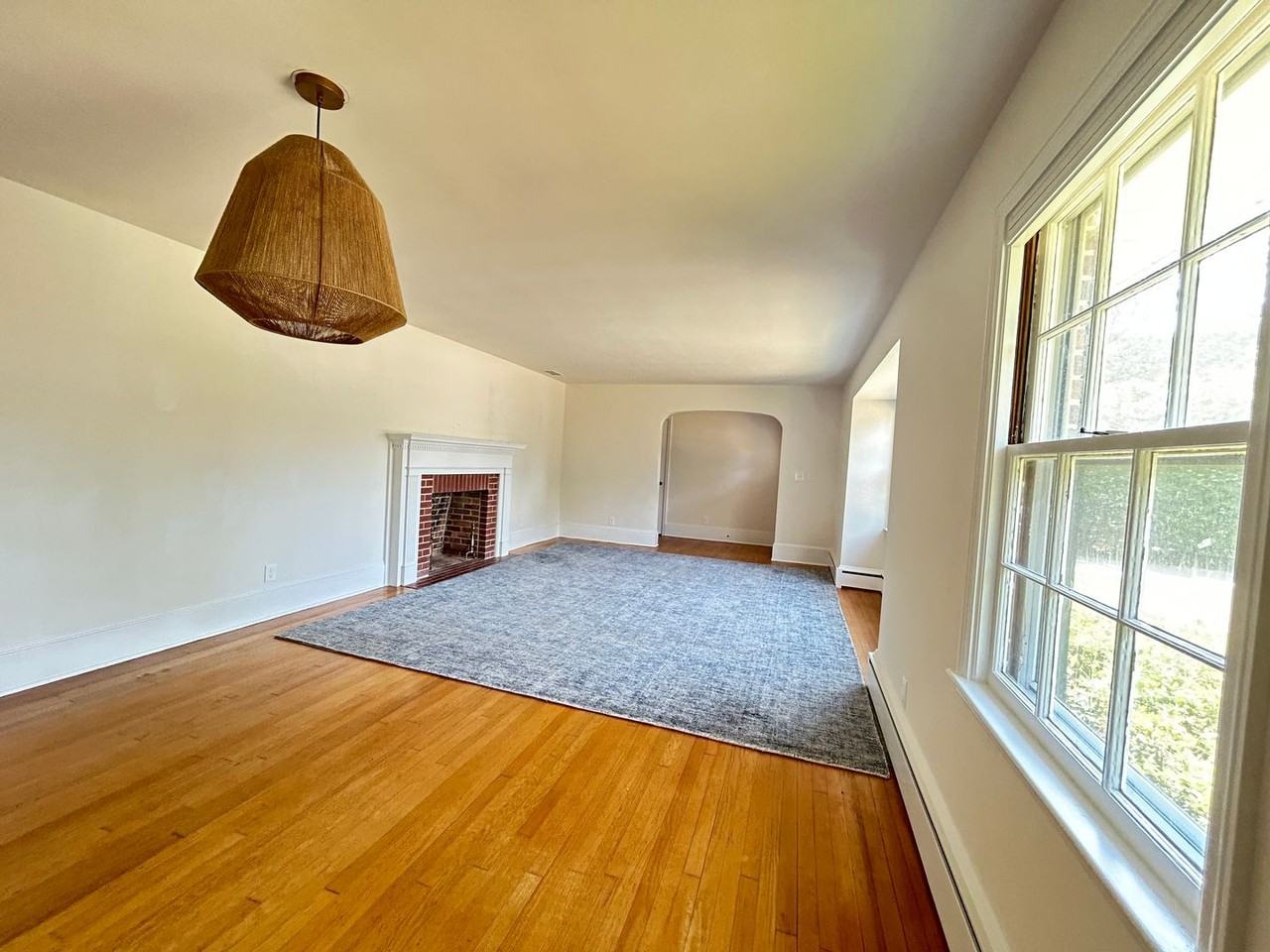 1607 Azalea Dr - Photo 5 of 22