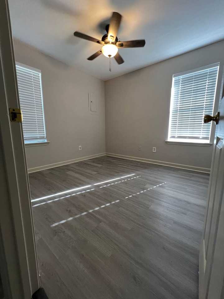 33 County Road 398 - Photo 5 of 14