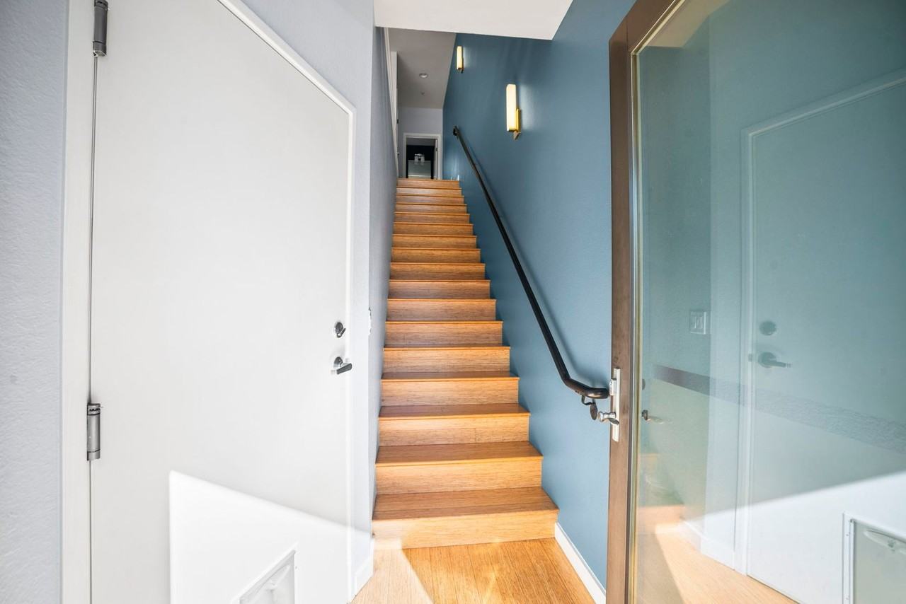 1313 Wood St - Photo 4 of 21