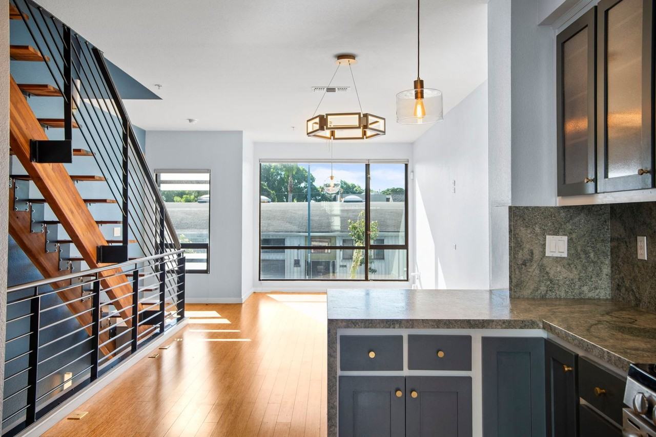 1313 Wood St - Photo 7 of 21