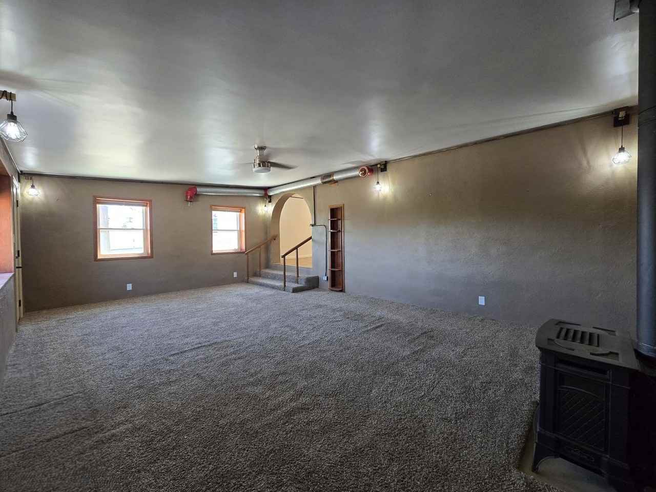 346 Kayenta Dr - Photo 4 of 32