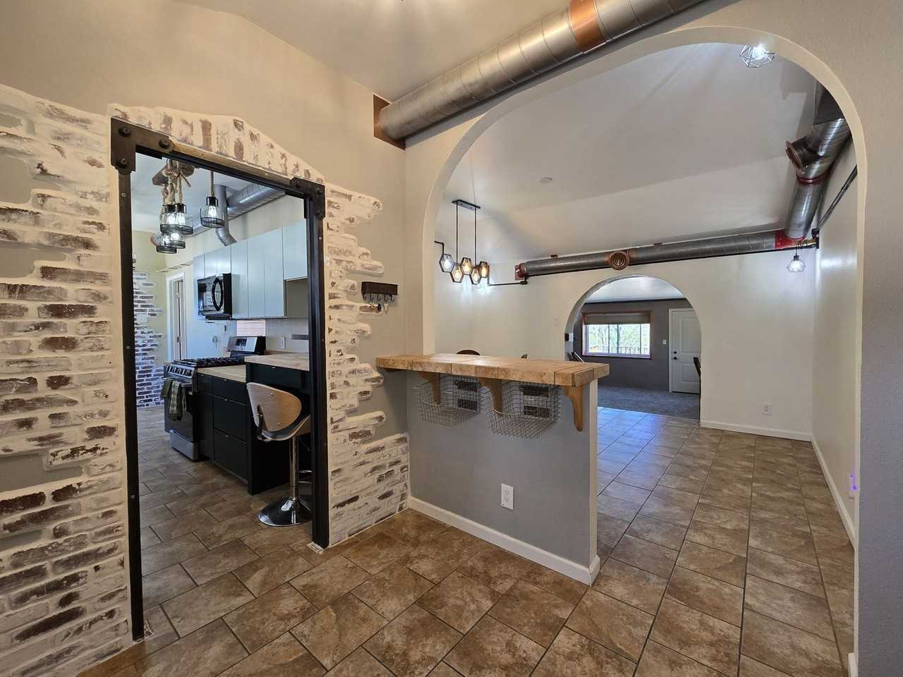 346 Kayenta Dr - Photo 6 of 32