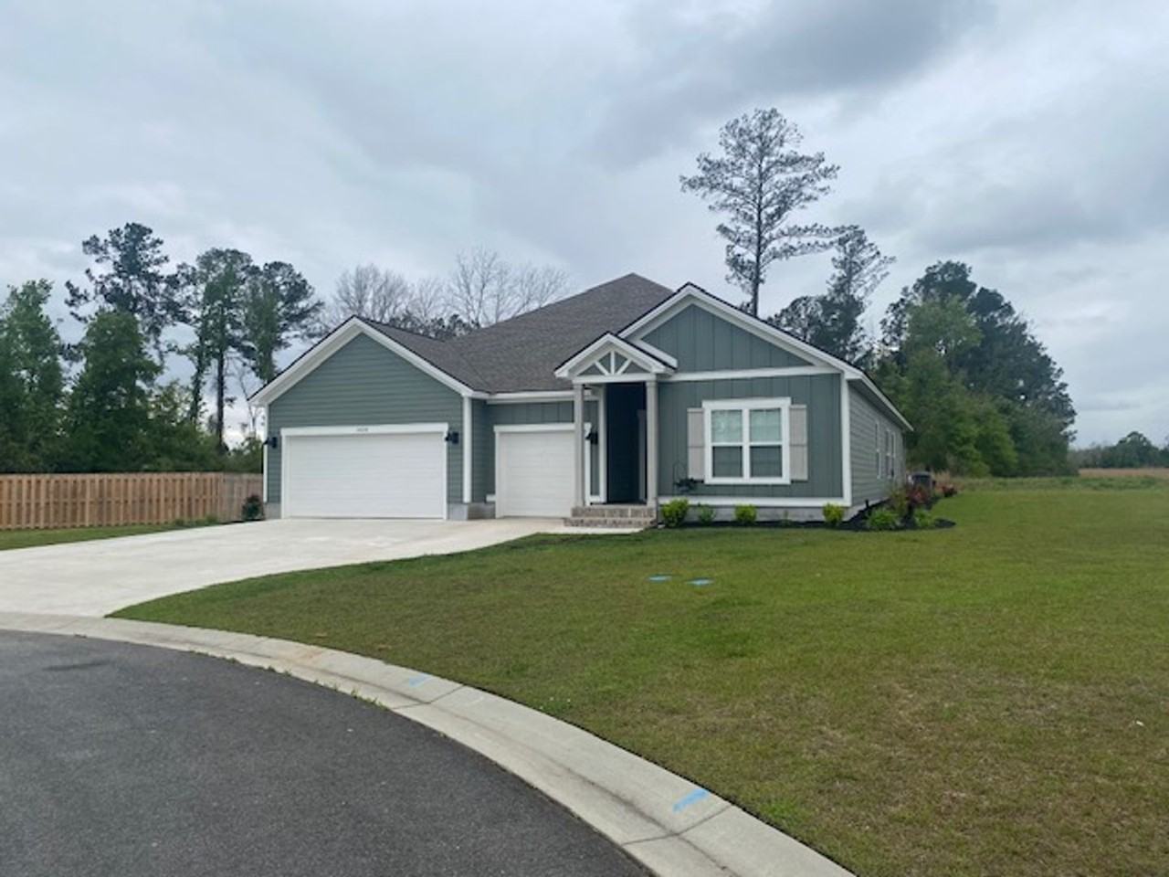 1020 Ballantyne Ln - Photo 2 of 16