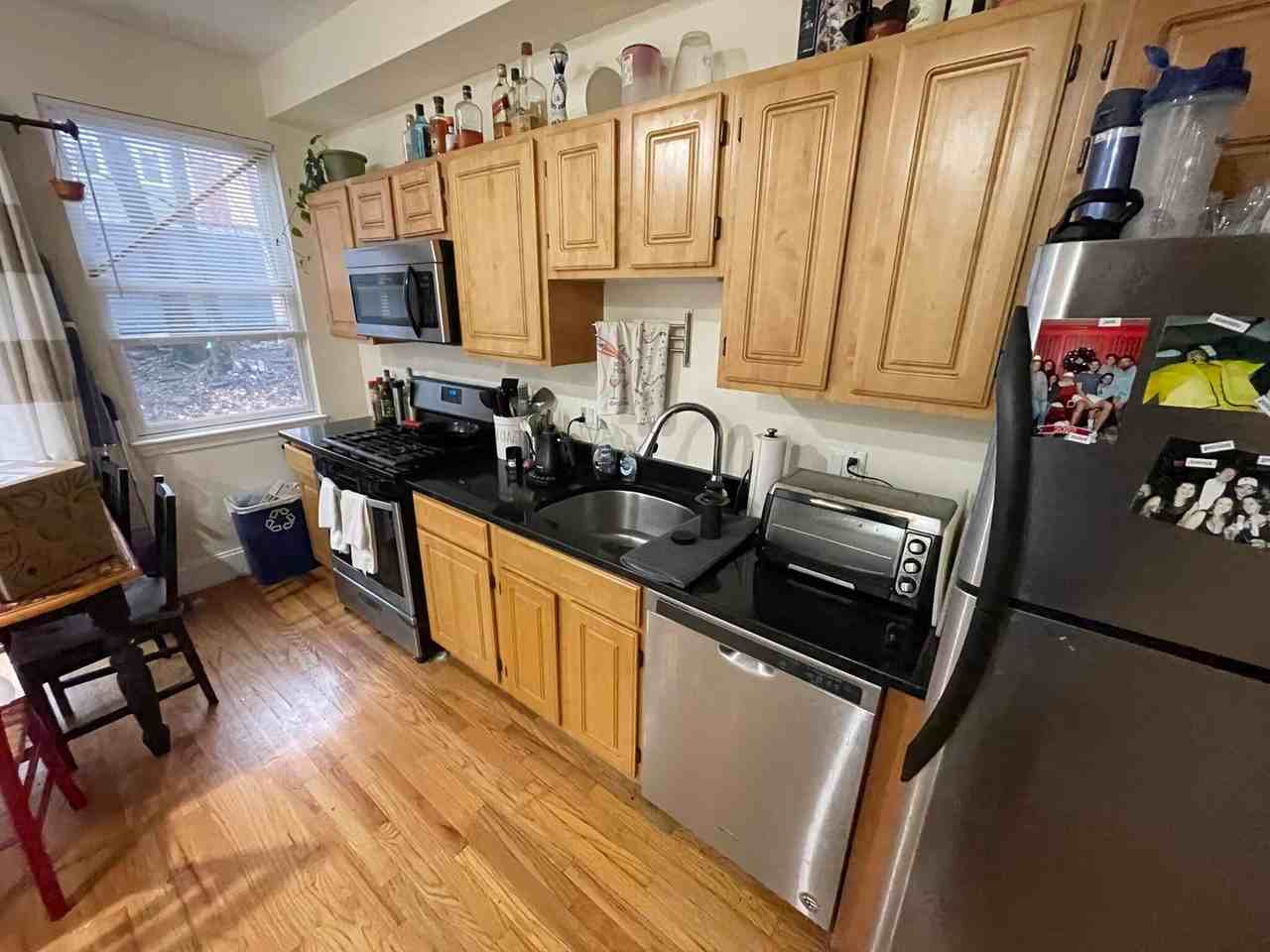 13 Sewall St - Photo 3 of 30