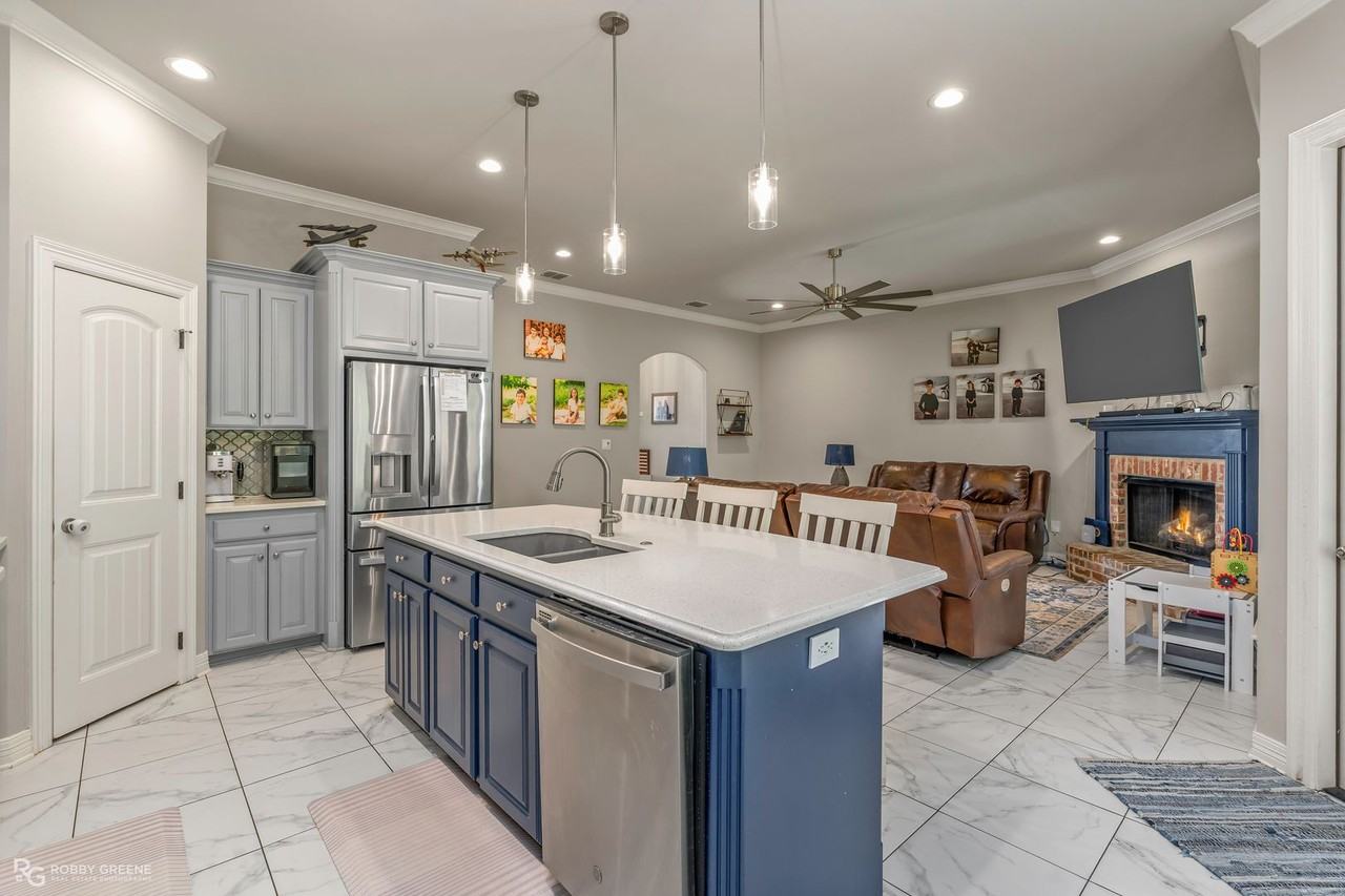 739 Stag Trl - Photo 2 of 33