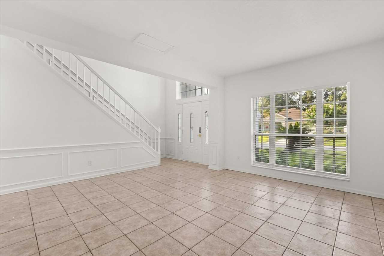 349 Hanging Moss Cir - Photo 5 of 48